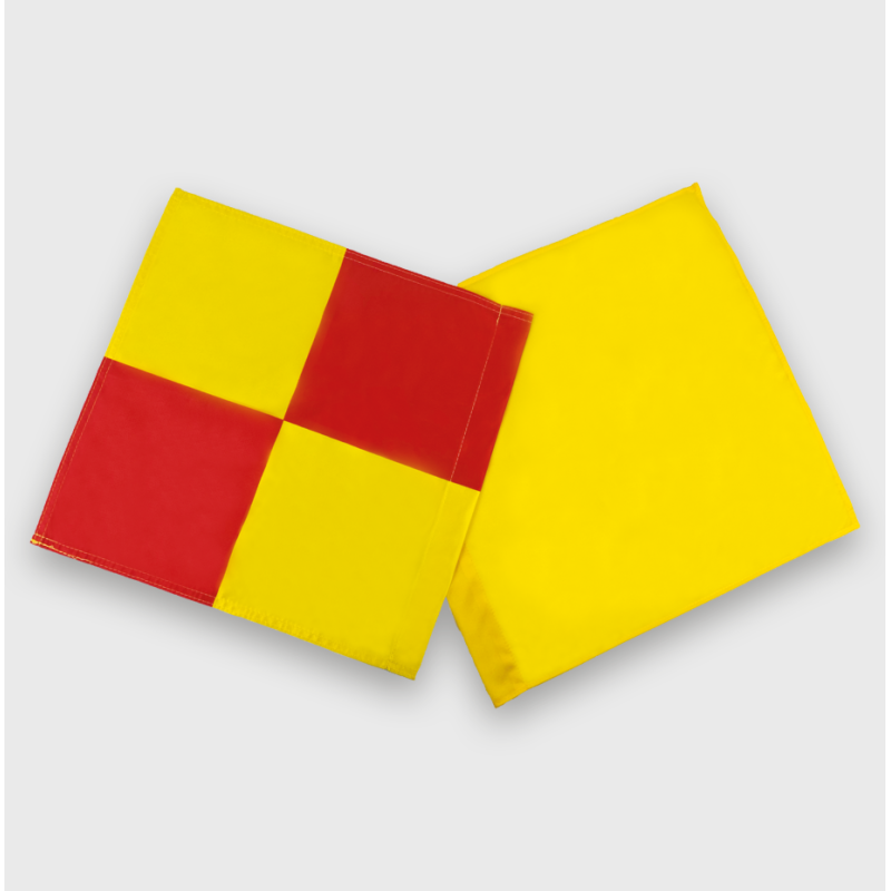Fanion UK (un tout jaune l'autre damier rouge et jaune)