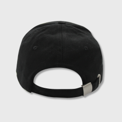 Vue 2 - Casquette de dos